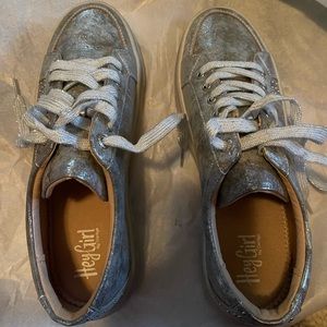 Hey Girl by Corkys size 11 women’s metallic silver sneaker new never worn